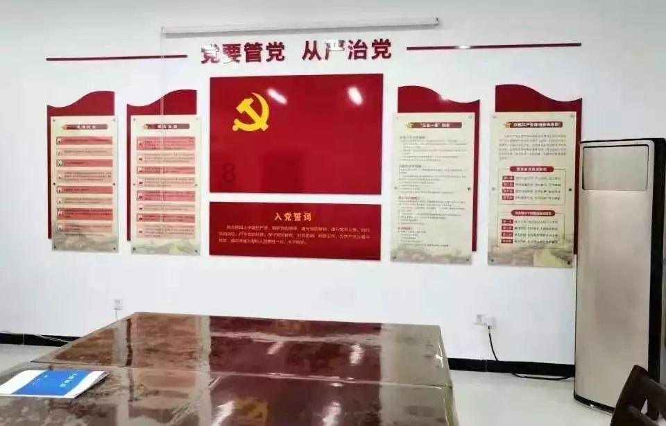 妻子每天为丈夫做饭洗衣得不到丈夫认可，丈夫还经常生气。这样子的女人她会不会很难过，伤心？游戏画面
